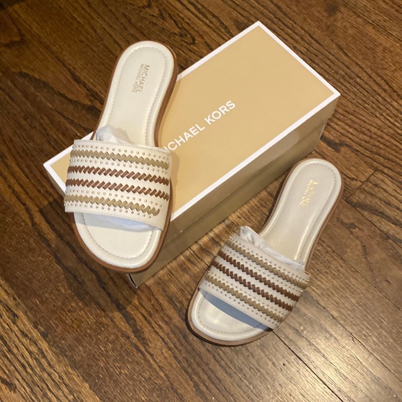 Michael Kors Sandals - Picture 1 of 5